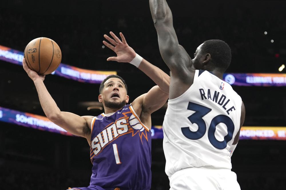 核心地位反 核心地位反