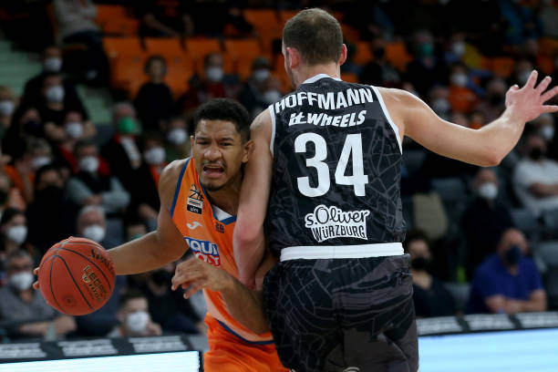 场实力的比 场实力的比